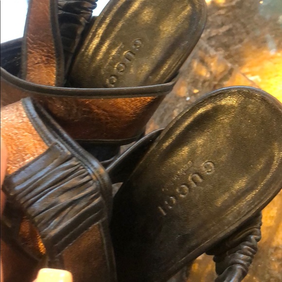 GUCCI HEELS - Picture 5 of 8